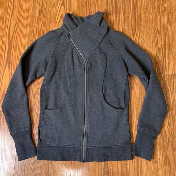 Lululemon‎ Womens 6 Aysmmetrical Zip Scuba Jacket - Picture 1 of 7